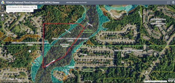 +/-22 AC Land-Mableton-GA-Development Opportunity : 5709 Glandor Dr Se, Marietta, GA 30126
